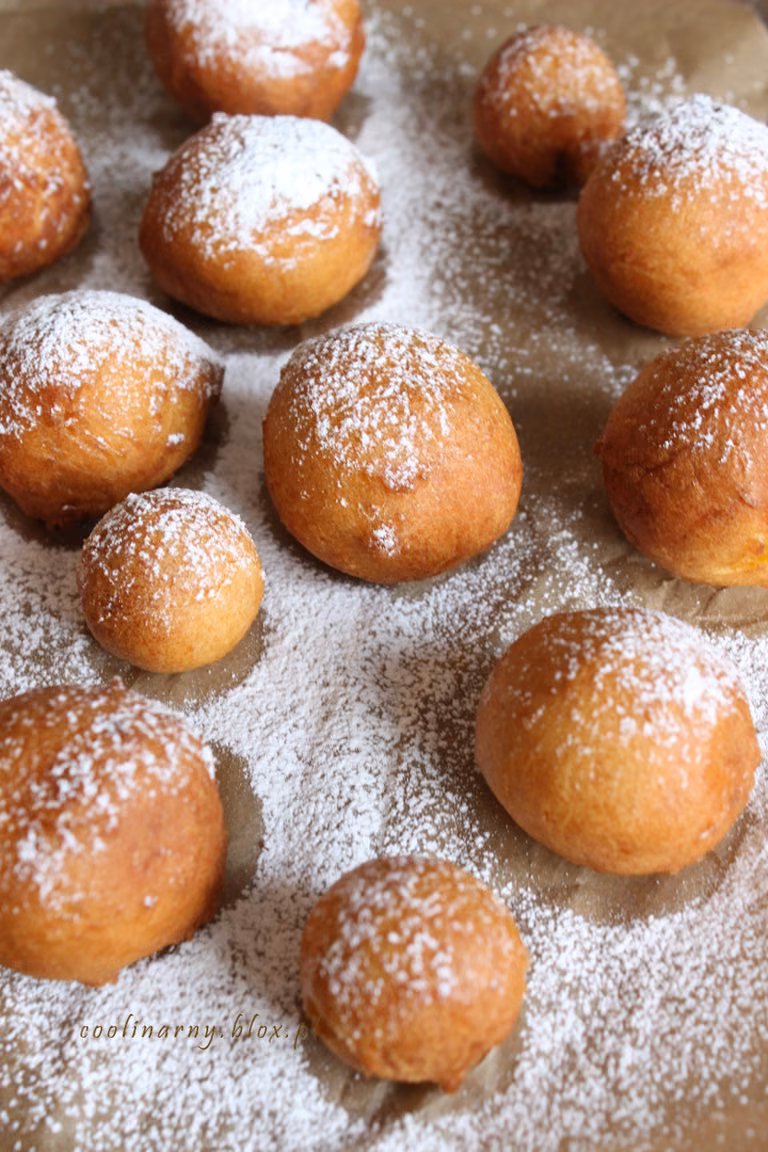 Wyborne pączki parzone z kremem waniliowym