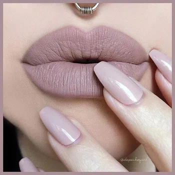 Dodatki w kolorze nude