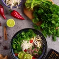 Pho bo – wietnamska zupa na wołowinie z makaronem ryżowym - food²