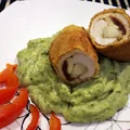 Roladki indycze z puree z awokado