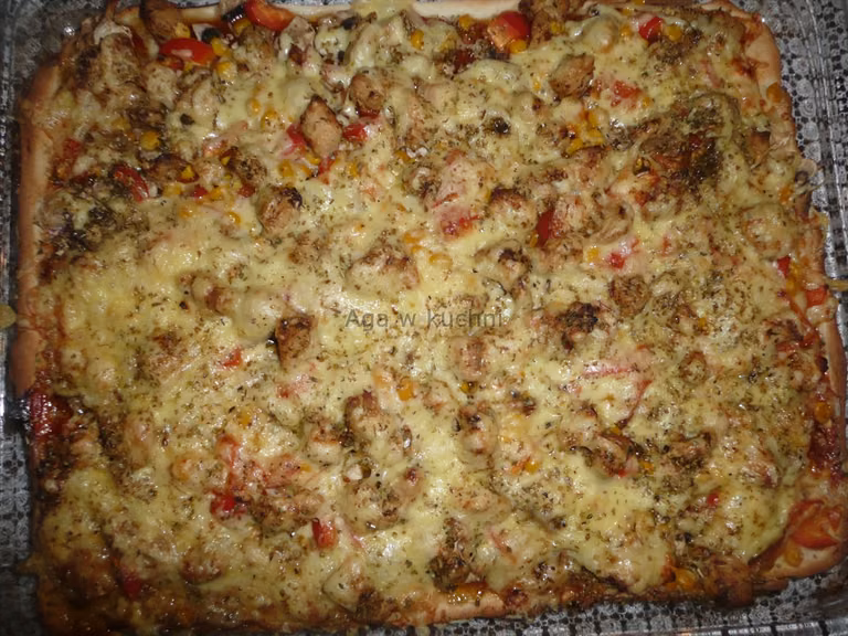 Pizza z gyrosem