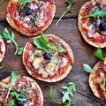 Szybka pizza na chlebku pita