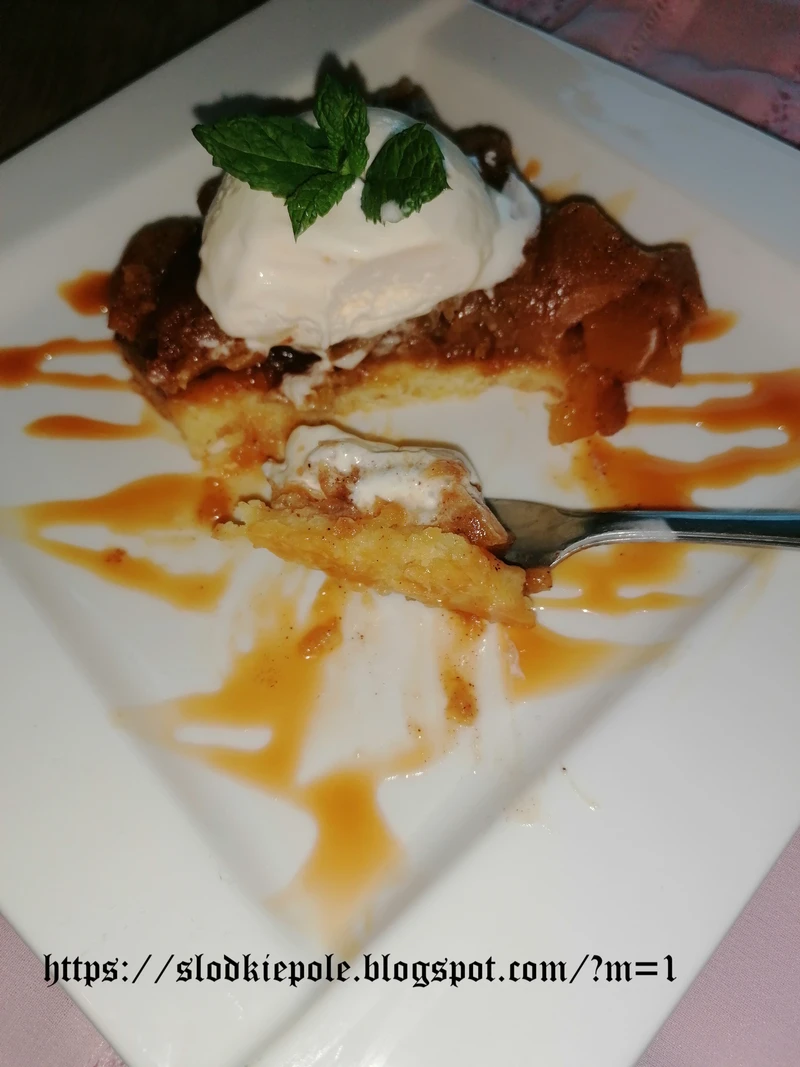 Odwrócona tarta jabłkowa
