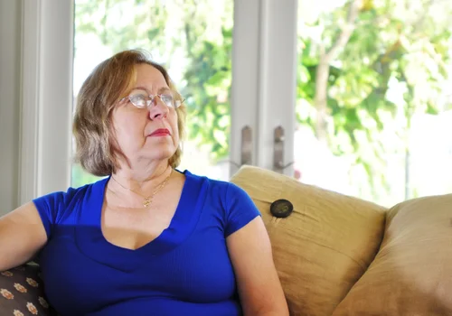 „Dom po dziadkach od lat niszczeje, bo nikt nie wie, kto jest właścicielem.” - pisze Marta [LIST]