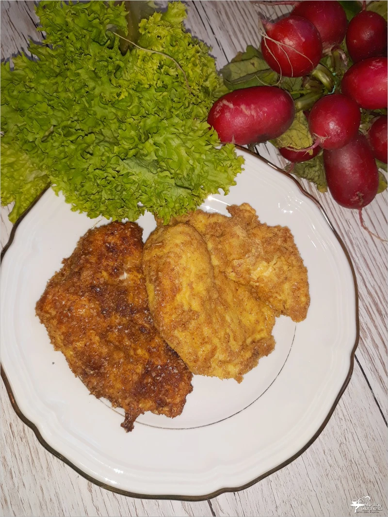 Kotlety drobiowe w razowej i kukurydziano-razowej panierce