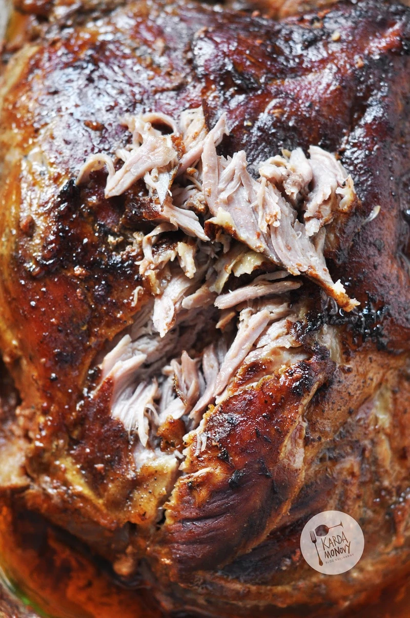 Szarpana wieprzowina (pulled pork)