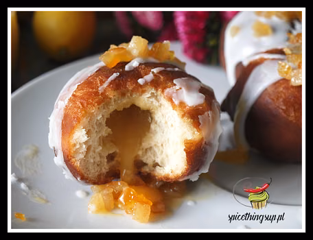 Pączki z lemon curd