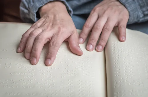 Światowy Dzień Braille'a: Historia, Znaczenie i Współczesne Wyzwania