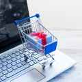 Nowa platforma sprzedażowa w Polsce! Czy pokona Allegro i AliExpress?