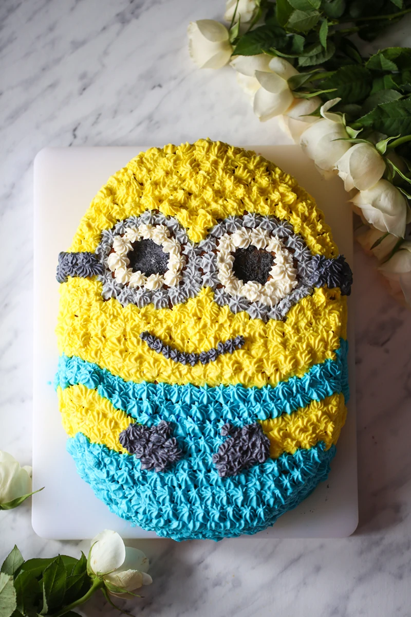 Tort Minionek