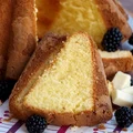 Waniliowa babka z białą czekoladą