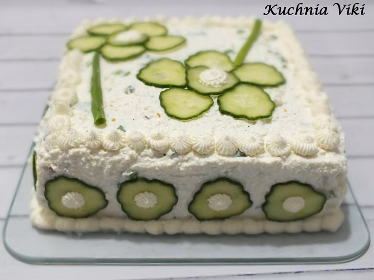 Tort chlebowy z twarożkiem