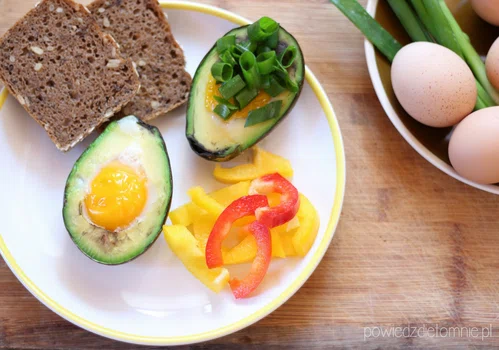 jajko w awokado - idealne śniadanie!