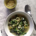 zielone minestrone, czyli wiosenna zupa ze szparagami, szpinakiem i kapustą