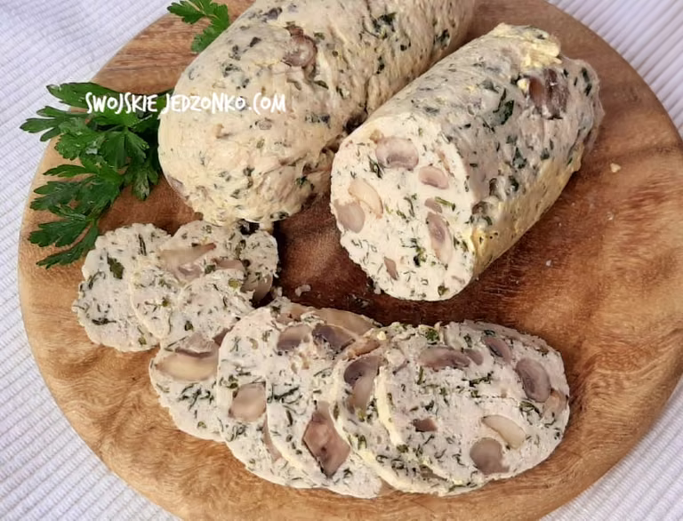Wędlinka drobiowa z pieczarkami