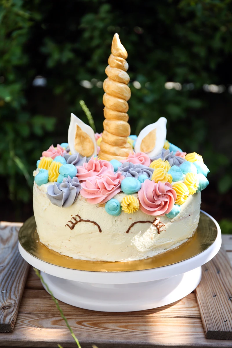 Tort jednorożec (Unicorn Cake)