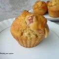 Muffinki z rabarbarem i jabłkiem