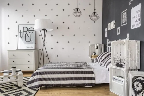 Pokój sypialnia z oryginalną tapetą