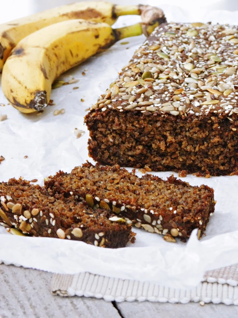 Orkiszowy  chlebek bananowy