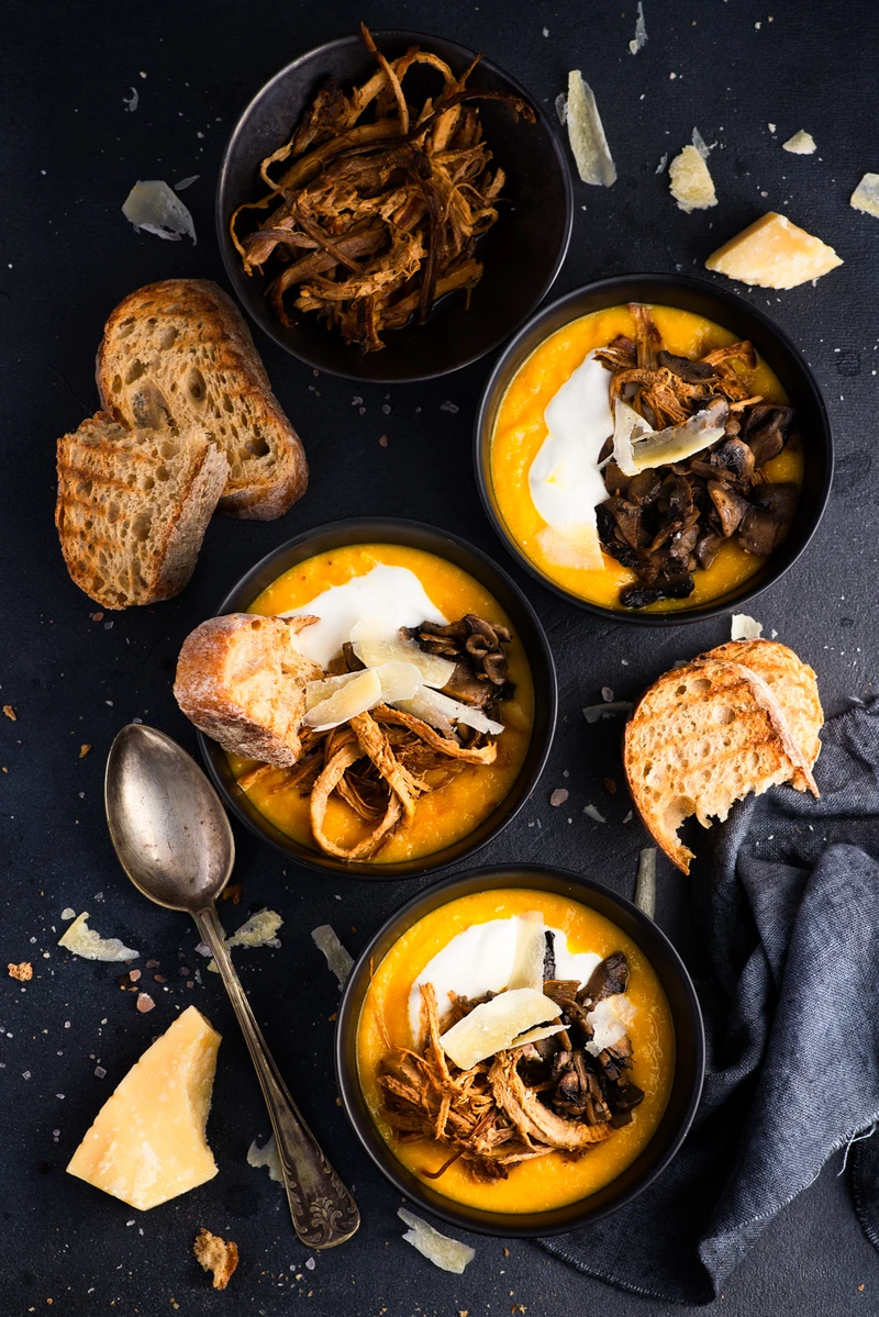 Zupa "zero waste" z batatem, marchewką i pulled pork
