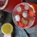 Kompot z truskawek i rabarbaru