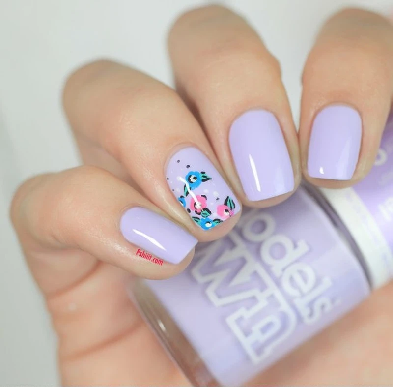 Delikatny manicure