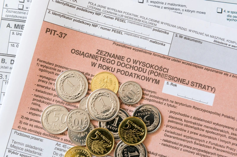 Niższe zwroty podatków w 2024 roku! To efekt "pułapki" Polskiego Ładu