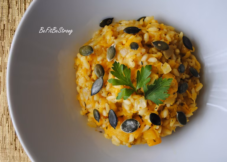 Aromatyczne risotto z pieczoną i surową dynią