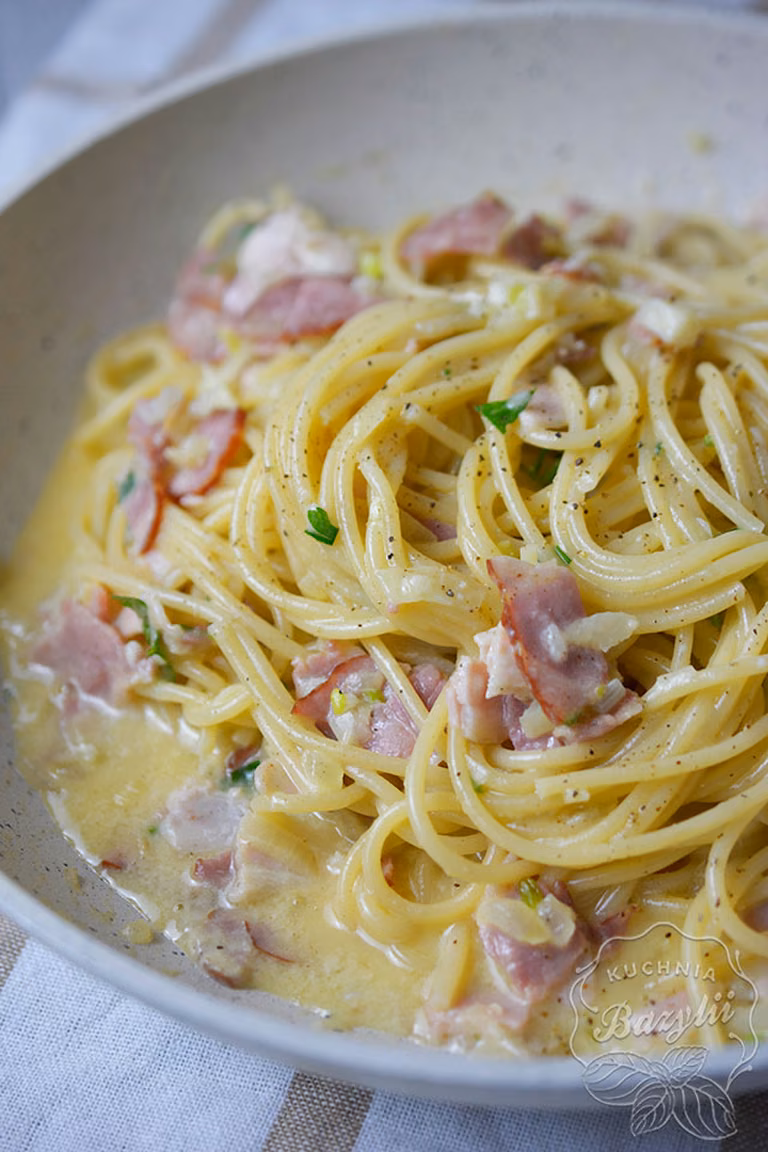 Spaghetti carbonara (bez śmietanki)