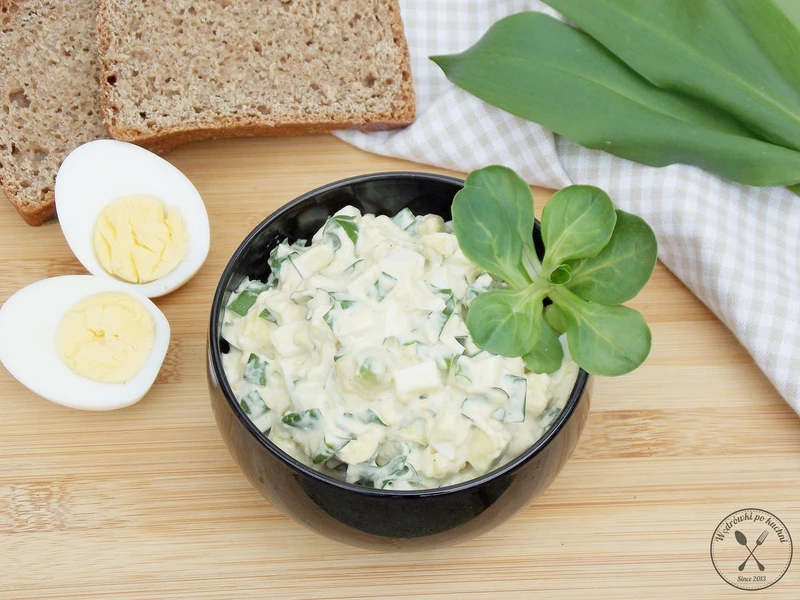 Pasta jajeczna z awokado i czosnkiem niedźwiedzim