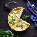 Tarta z groszkiem i marchewką