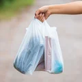 Dzień bez Opakowań Foliowych: Jak Świętować i Dlaczego To Ważne