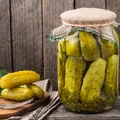 Wykorzystaj wodę po ogórkach!