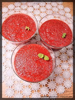 Kokosowo-truskawkowy pudding z chia
