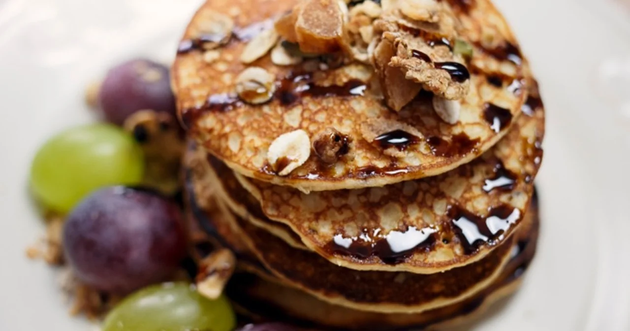 3-minutowe pancakes z blendera – bezglutenowe, wysokobiałkowe i fit!