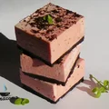 Truskawkowa pianka na spodzie Oreo