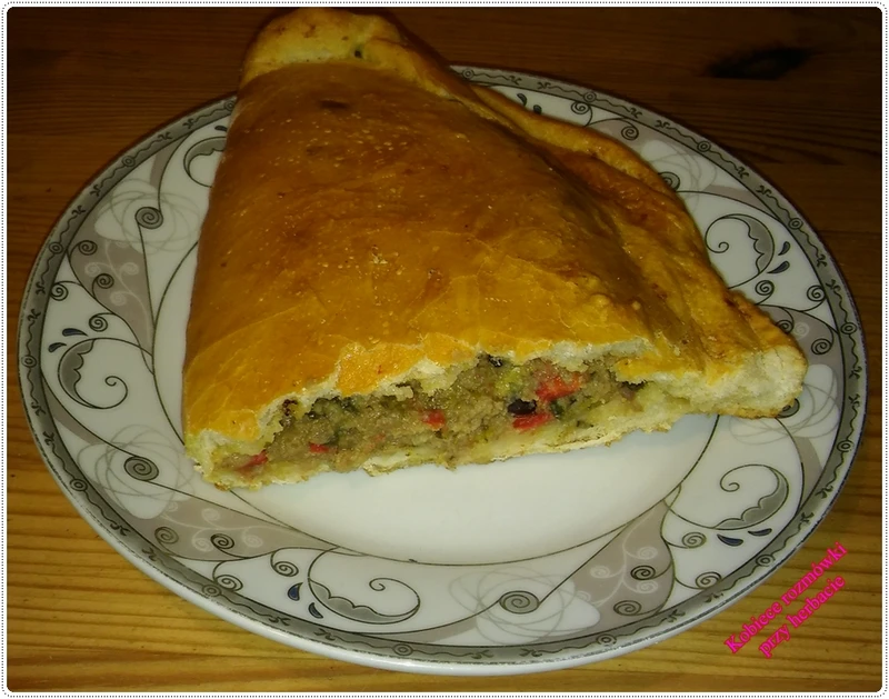 Drożdżowy pieróg z pieca