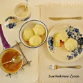 Pufki (knedle serowe z owocami)