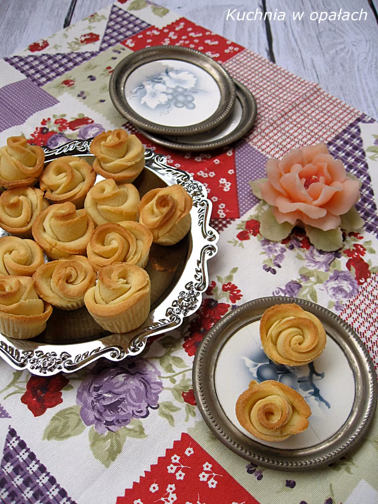 Maślane różyczki