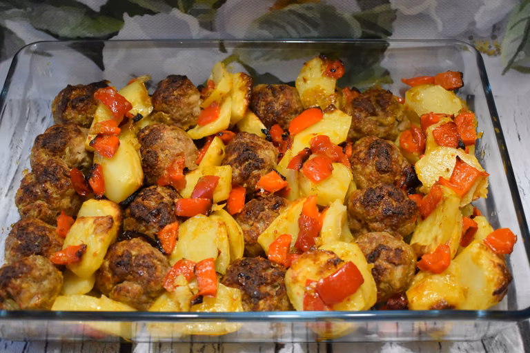 Kotlety pieczone z warzywami