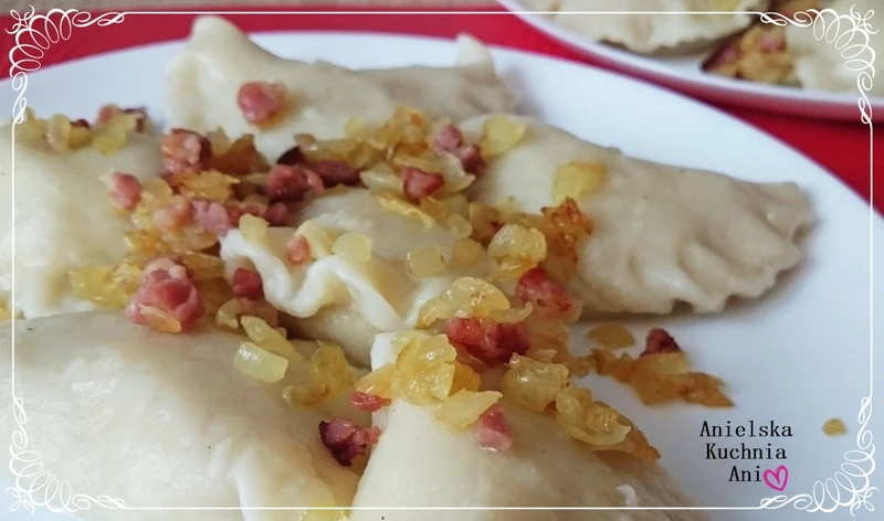 Ciasto na pierogi - najlepszy przepis podstawowy
