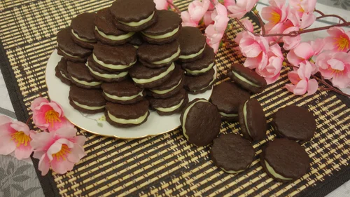 Domowe ciastka Oreo