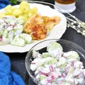 Wiosenna surówka i pierś z kurczaka smażona na papierze (269 kcal)