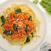 Spaghetti z Dyniowym Sosem i Szpinakiem