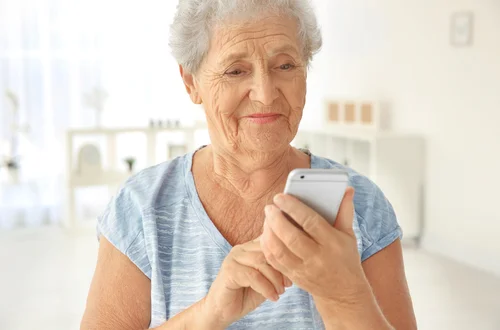 Czekasz na paczkę? Uważaj na ten SMS - możesz stracić pieniądze!