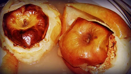 Jabłka pieczone z orzechami