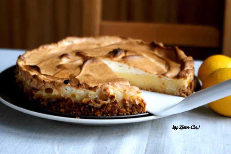 Tarta cytrynowa z bezą – królowa wśród tart
