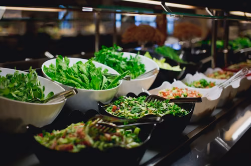 Dzień Wegetarian: Jak Świętować i Dlaczego Warto Przejść na Dietę Roślinną