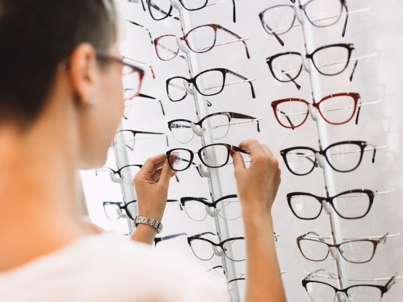 Jak bez problemu wybrać okulary? Mamy kilka wskazówek