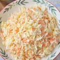 Coleslaw z ananasem